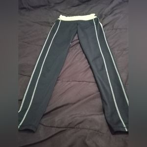 Black & Green Sport Leggings Size Small